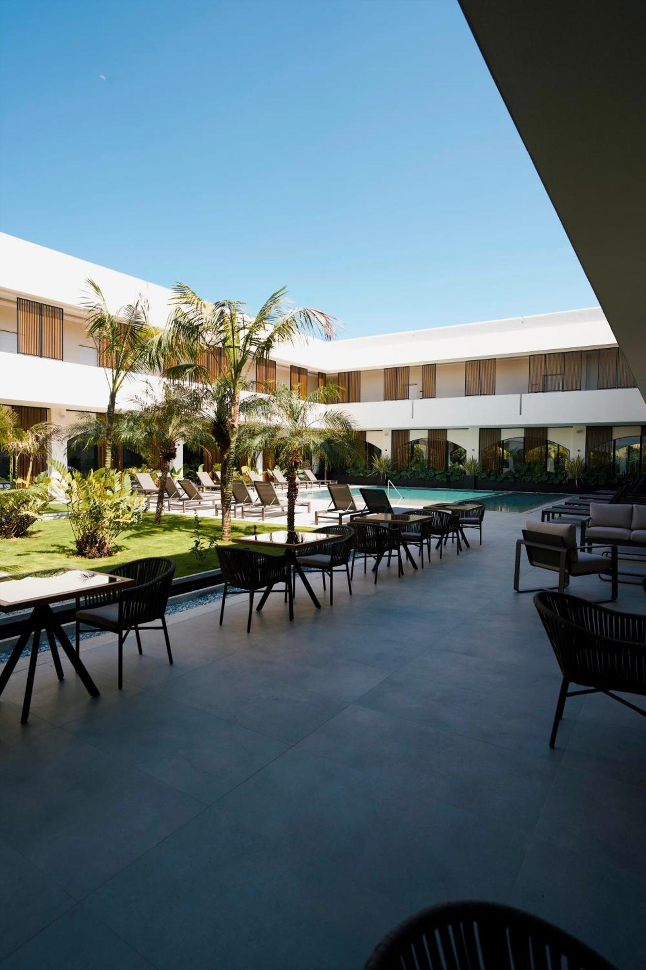 Limen Wellness Hotel & Spa 캄포펠리체 디 로첼라 외부 사진